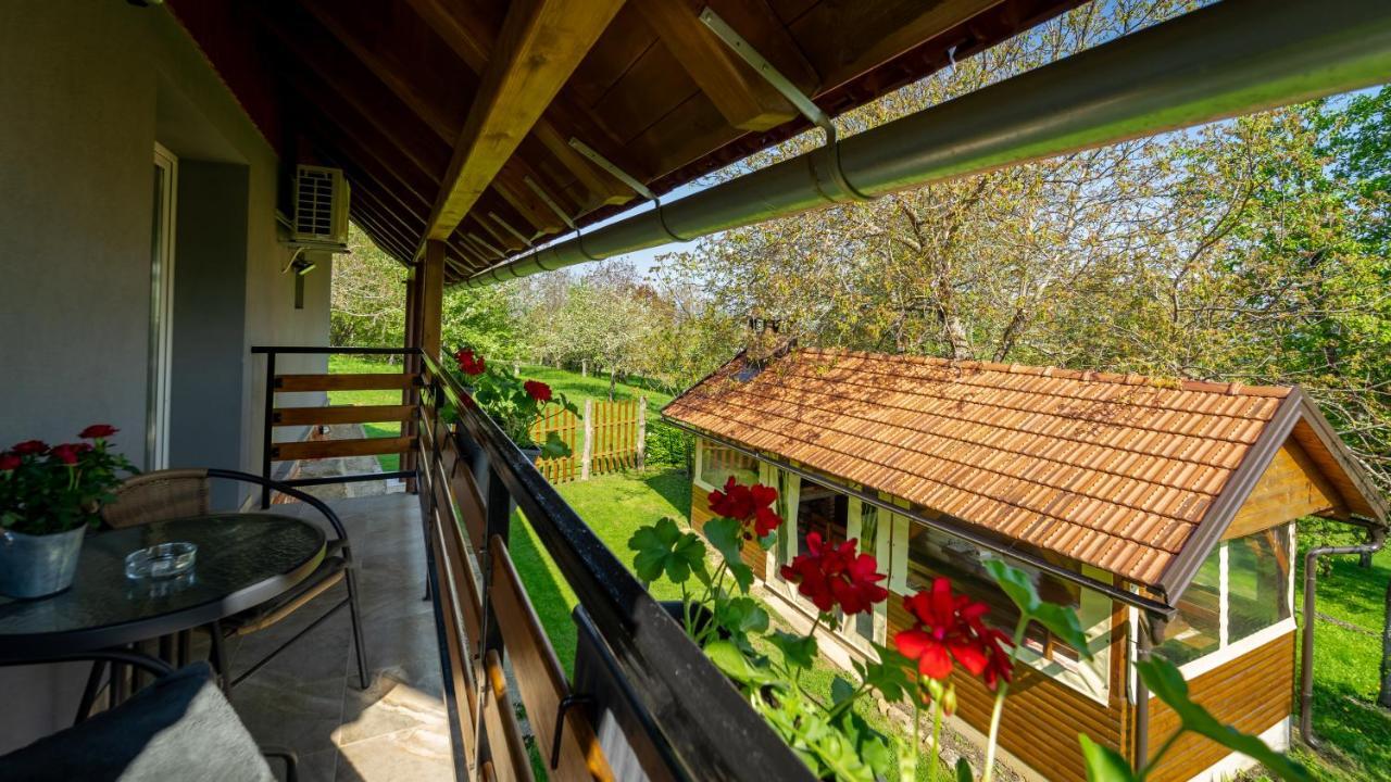 Holiday Home "Sleme" With Jacuzzi, Big Garden And Arbor With Fireplace Skrad Exteriér fotografie
