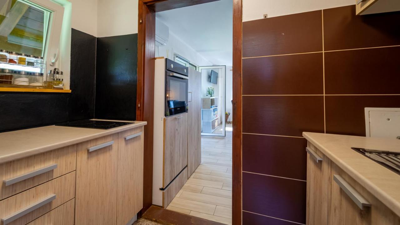 Holiday Home "Sleme" With Jacuzzi, Big Garden And Arbor With Fireplace Skrad Exteriér fotografie